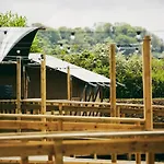 Роскошный шатер The Camp At The Wave
