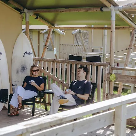 Роскошный шатер The Camp At The Wave Бристоль