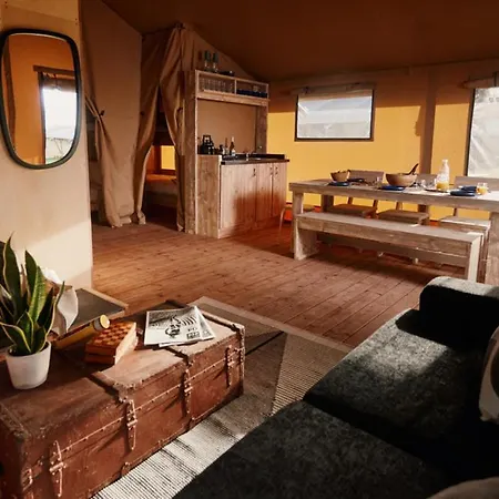 The Camp At The Wave *