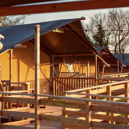 豪华帐篷 The Camp At The Wave 布里斯托