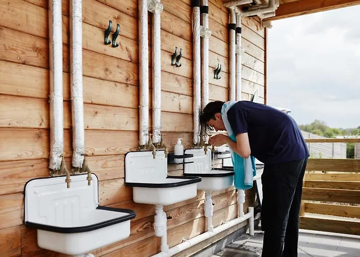 The Camp At The Wave *